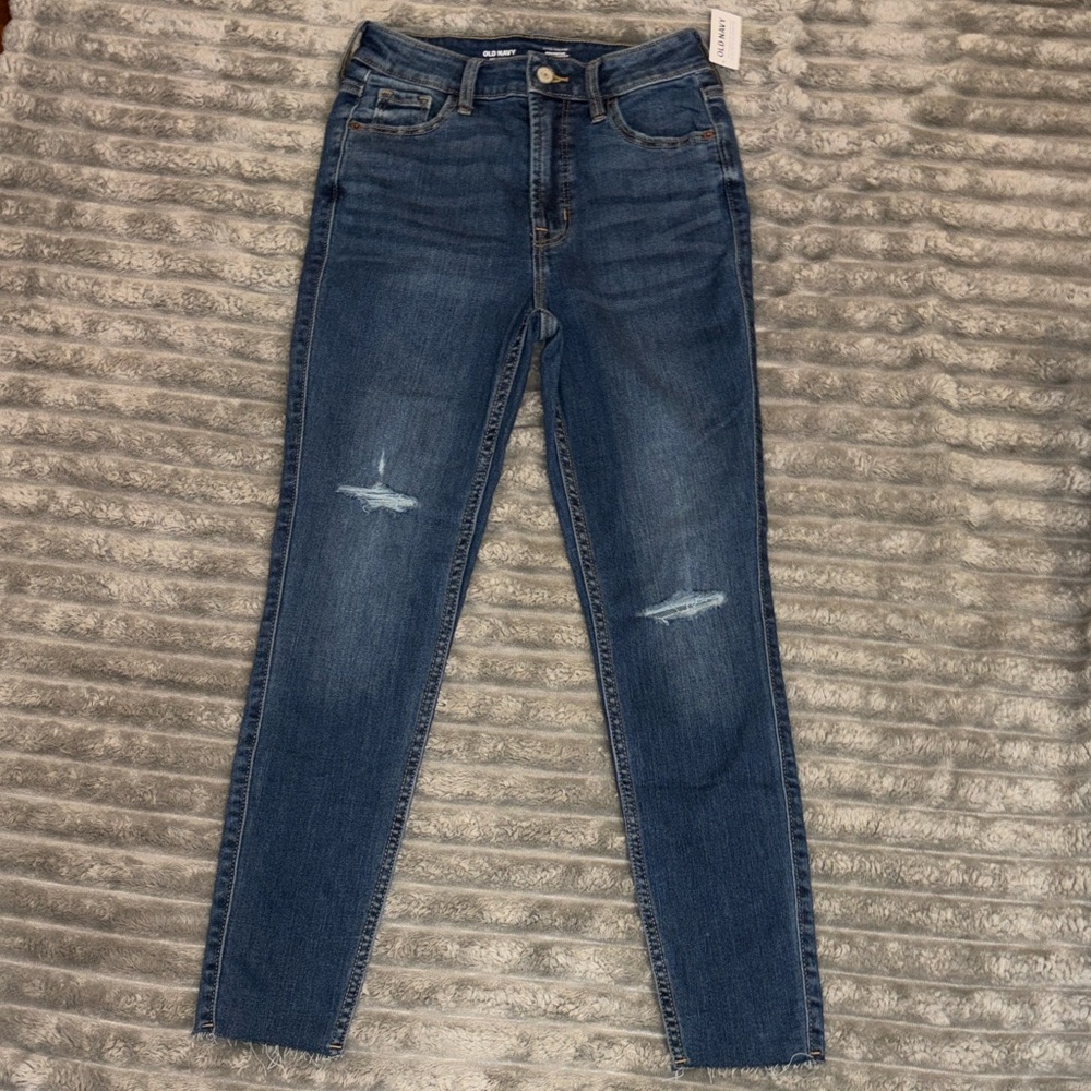 Old Navy Women's Skinny Jeans in Dark Blue